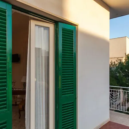 Palazzinapulia Gasthuis 3*